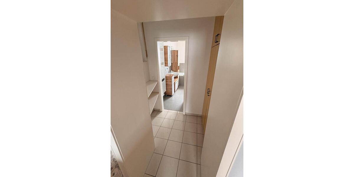 Etagenwohnung Wehretal - 2 Zimmer, 100 m&sup2;, 750&euro; | Angebot:24787101