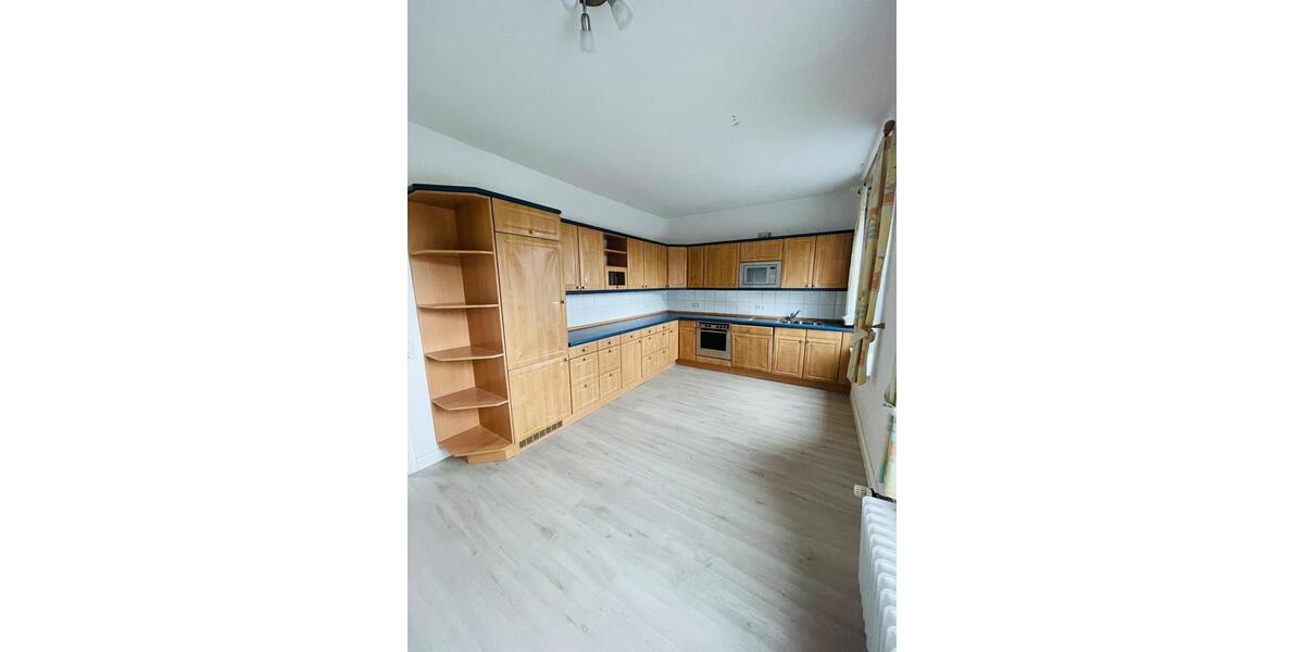 Etagenwohnung Hemmoor - 4 Zimmer, 107 m&sup2;, 925&euro; | Angebot:24837775