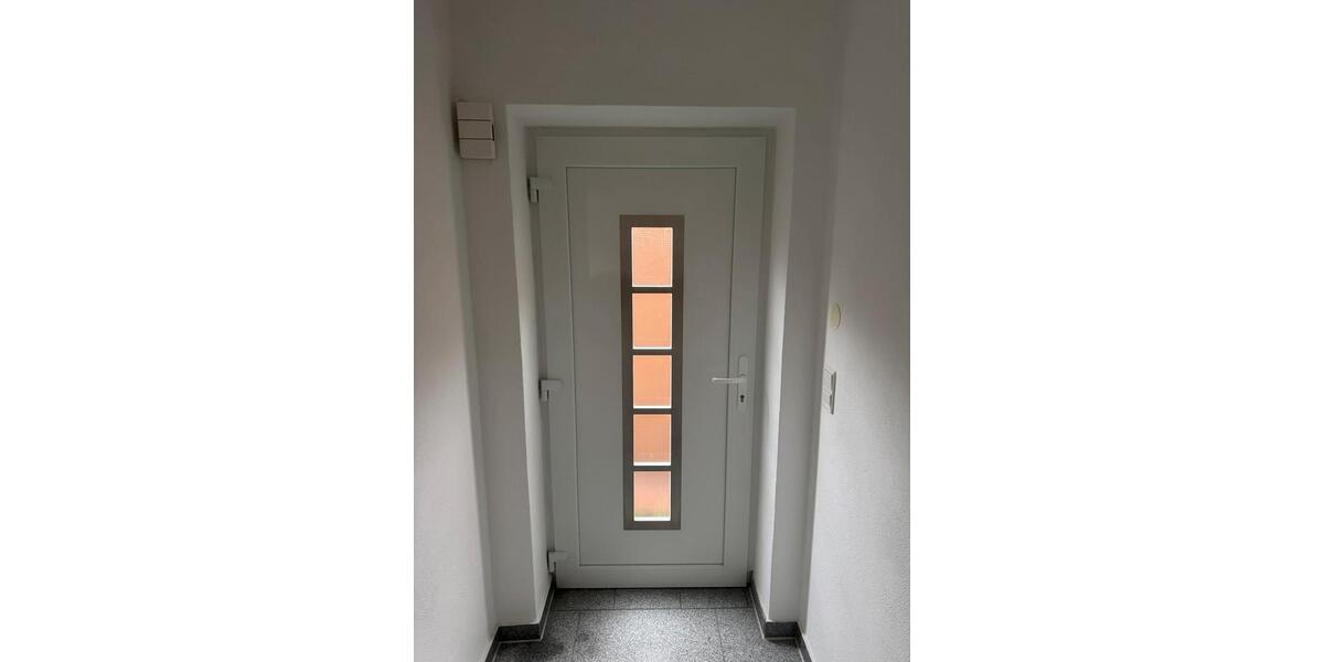 2-Zimmer Wohnung – 60 m² – Fußbodenheizung - Kellerwohnung 2 zimmer