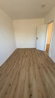 Etagenwohnung Bernsdorf - 2 Zimmer, 67 m&sup2;, 200&euro; | Angebot:26073257