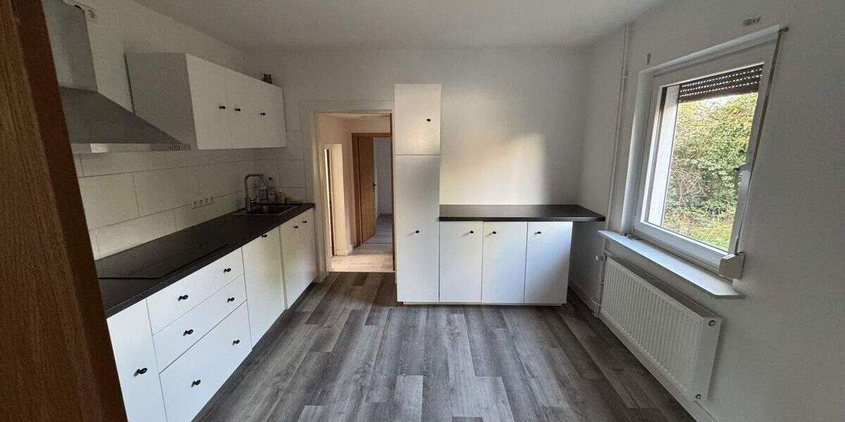 Doppelhaushälfte Glinde - 6 Zimmer, 127 m&sup2;, 1.620&euro; | Angebot:25041220