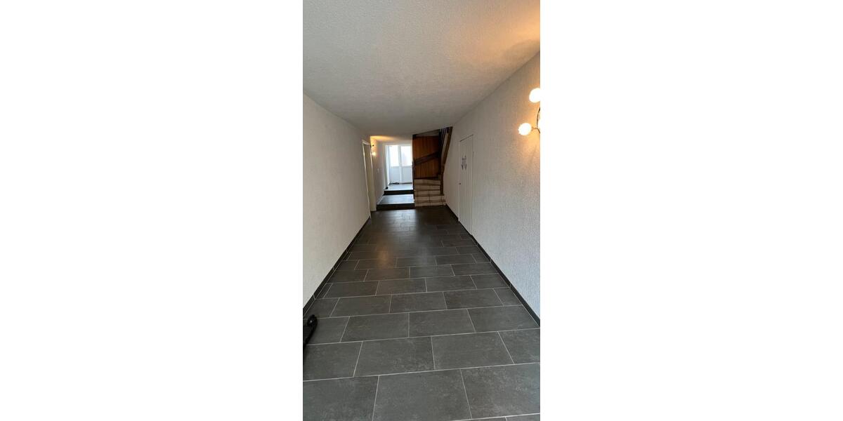Erdgeschoßwohnung Bad Wildbad - 3 Zimmer, 100 m&sup2;, 870&euro; | Angebot:26061230