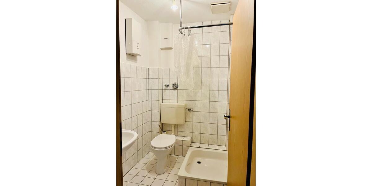 Etagenwohnung Siegen Weidenau - 1 Zimmer, 22 m&sup2;, 330&euro; | Angebot:24805900