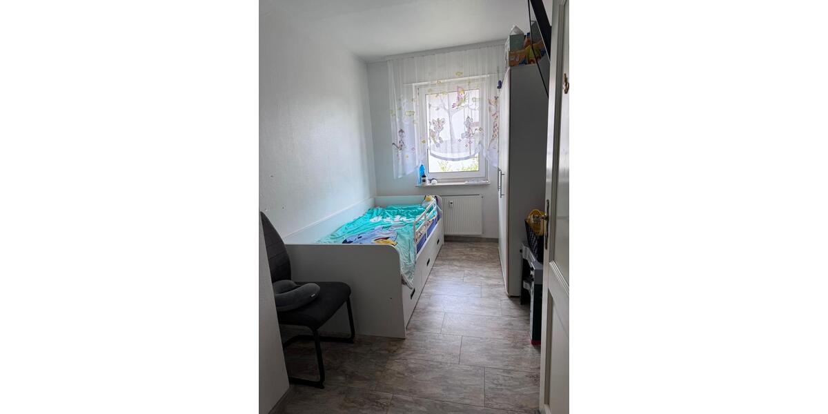 Etagenwohnung Rotenburg an der Fulda - 4 Zimmer, 98 m&sup2;, 780&euro; | Angebot:26501753