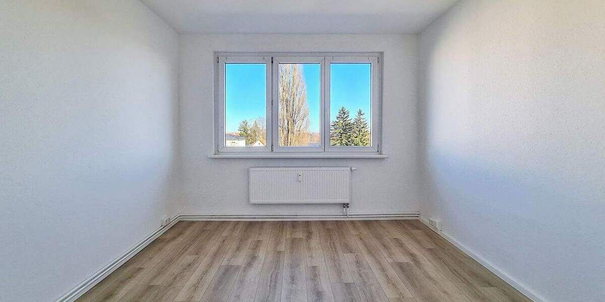 Etagenwohnung Freiberg Freiberg West - 4 Zimmer, 80 m&sup2;, 439&euro; | Angebot:25998126