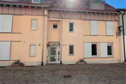 Wohnung Engen - 2.5 Zimmer, 63 m&sup2;, 900&euro; | Angebot:25923472