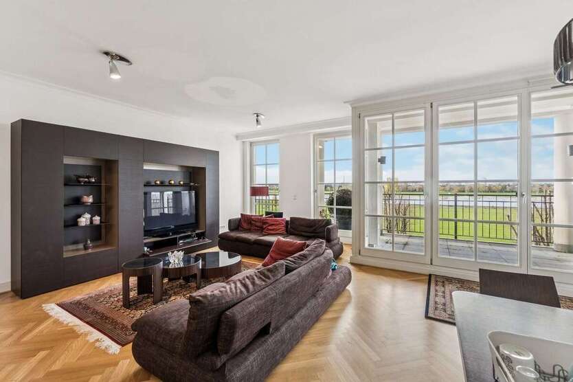 Wohnung zum Mieten in Düsseldorf - Golzheim 5.010 € 199 m² 5 zimmer