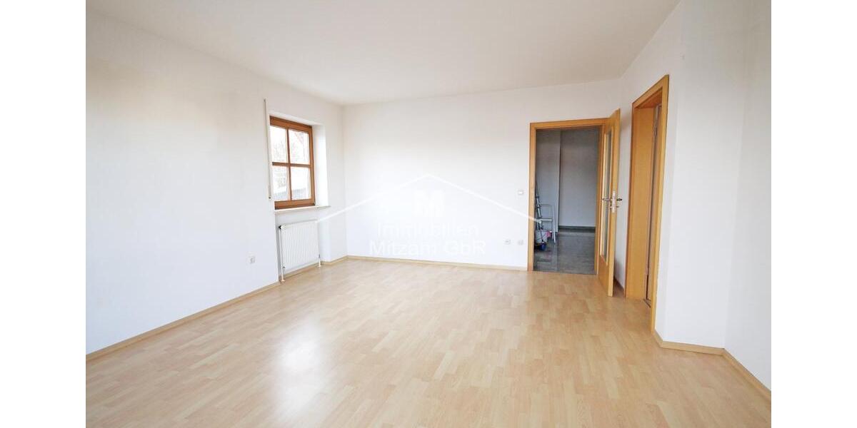 Kompakte 3-Zimmer-Ergeschoss-Whg. mit EBK und Garage in ruhiger Lage von Töging (Ref. 0001440) 3 zimmer