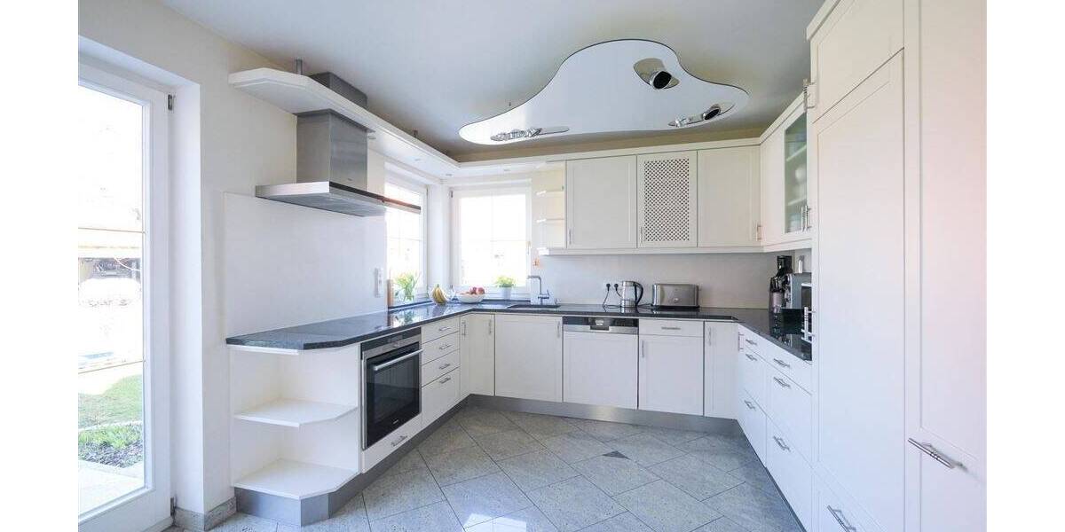 Einfamilienhaus Mammendorf - 9 Zimmer, 272 m&sup2;, 3.490&euro; | Angebot:23964807