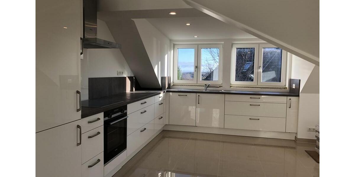 Dachgeschoßwohnung Plön - 2 Zimmer, 86 m&sup2;, 1.060&euro; | Angebot:25143585