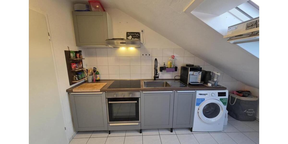 Dachgeschoßwohnung Rülzheim - 2 Zimmer, 53 m&sup2;, 900&euro; | Angebot:25870800