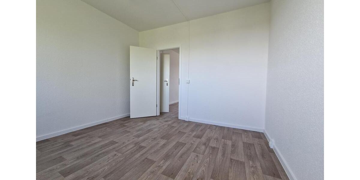 Etagenwohnung Hettstedt - 4 Zimmer, 70 m&sup2;, 328&euro; | Angebot:18209775