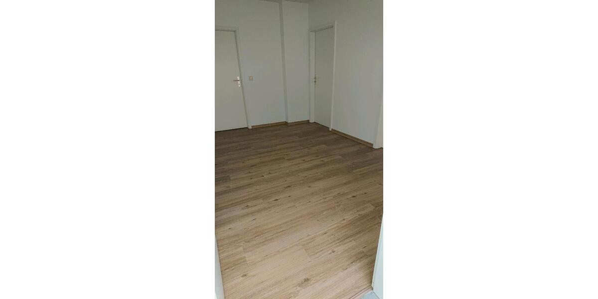 Etagenwohnung Großenhain - 2 Zimmer, 67 m&sup2;, 586&euro; | Angebot:25257818