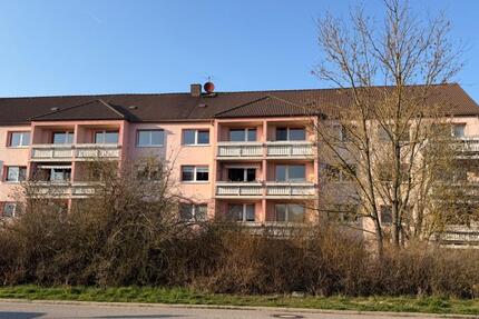 Wohnung Naumburg (Saale) - 3 Zimmer, 60 m&sup2;, 280&euro; | Angebot:26464010