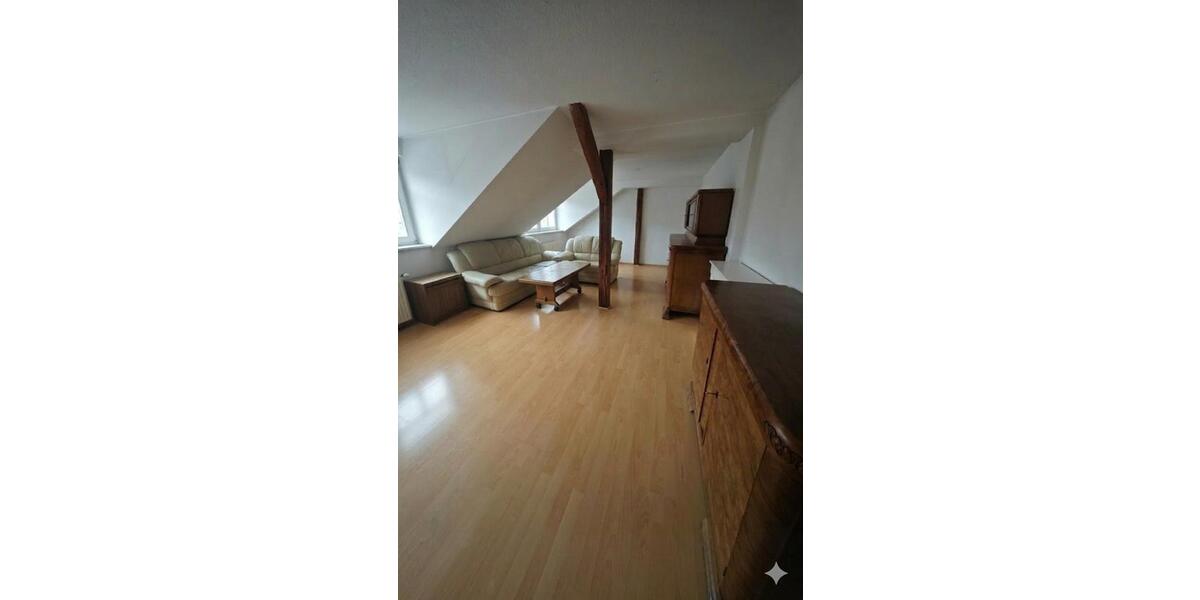 Dachgeschoßwohnung Arnstadt - 2 Zimmer, 60 m&sup2;, 400&euro; | Angebot:25767881