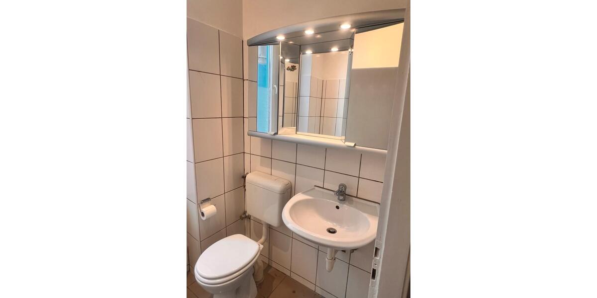 Erdgeschoßwohnung Krefeld - 2 Zimmer, 51 m&sup2;, 815&euro; | Angebot:24824876
