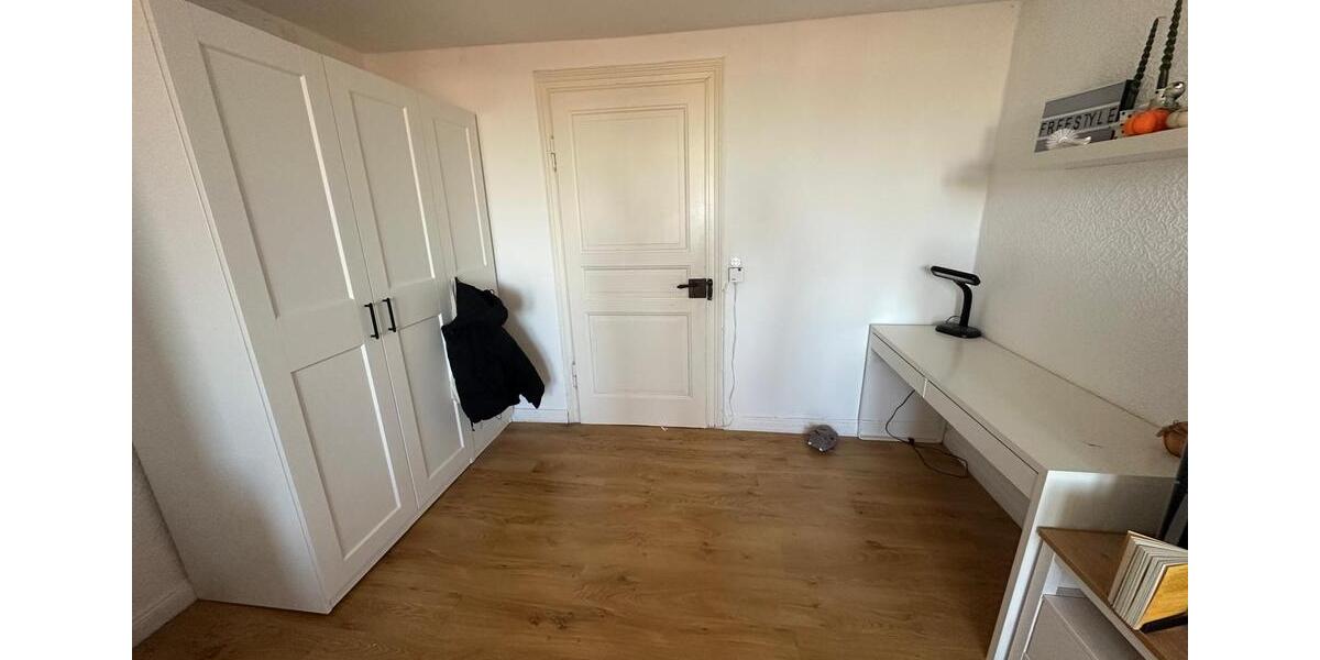 Wohnen auf Zeit Wolfenbüttel Ahlum - 4 Zimmer, 120 m&sup2;, 290&euro; | Angebot:26317987