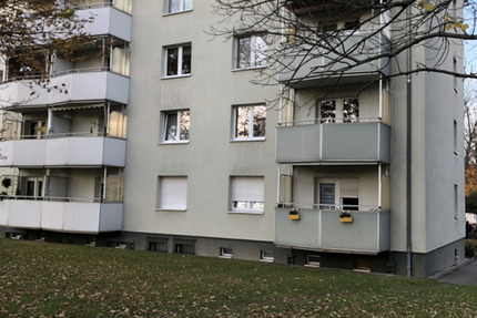 2 Zimmerwohnung mit Balkon zimmer