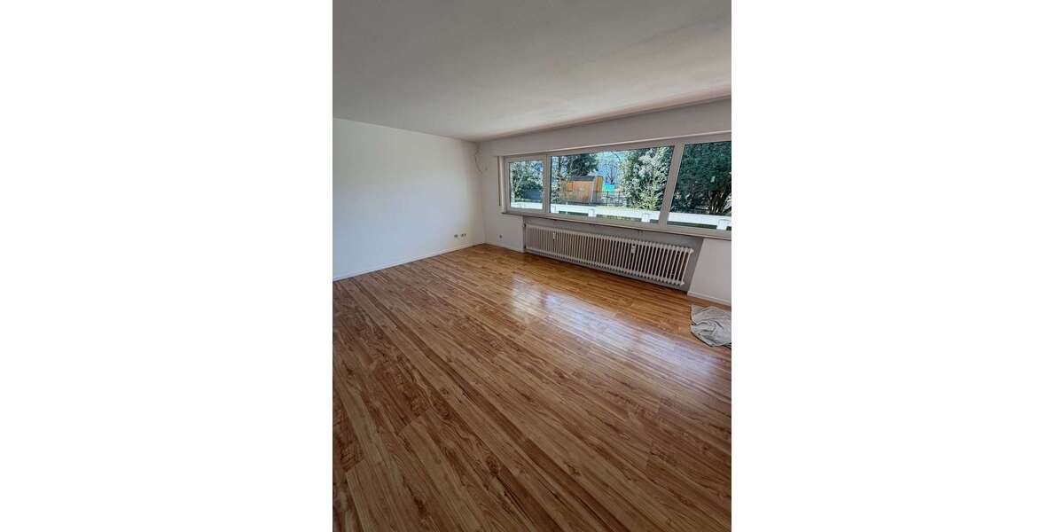 Etagenwohnung Notzingen - 4 Zimmer, 97 m&sup2;, 1.050&euro; | Angebot:26453467