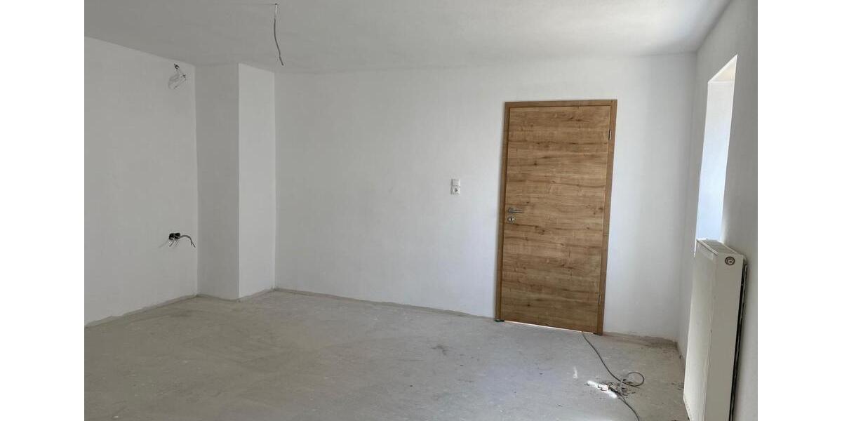 Etagenwohnung Königsmoos - 3 Zimmer, 110 m&sup2;, 1.350&euro; | Angebot:26013015