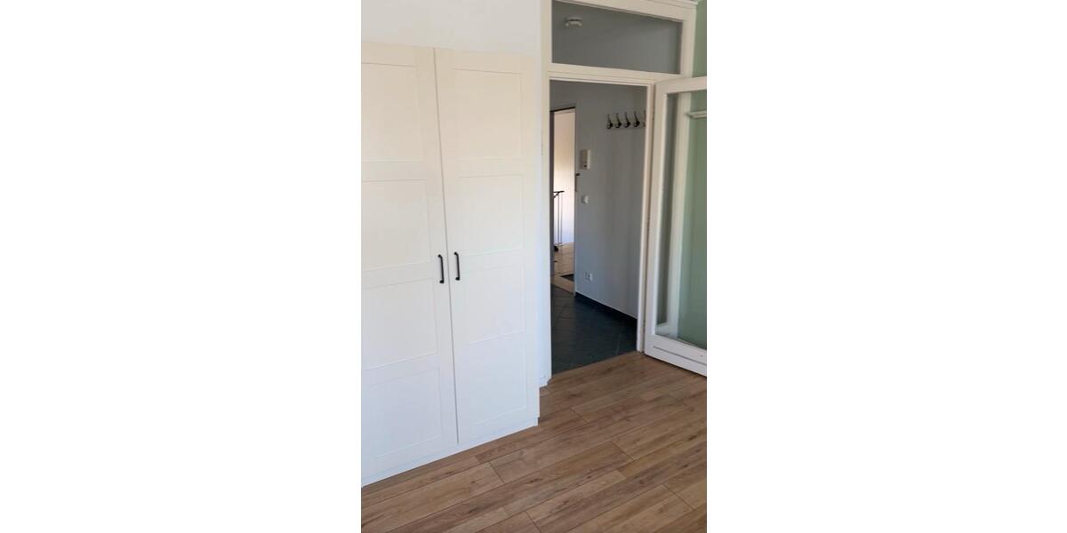 Etagenwohnung Neumünster - 1 Zimmer, 33 m&sup2;, 380&euro; | Angebot:26456419