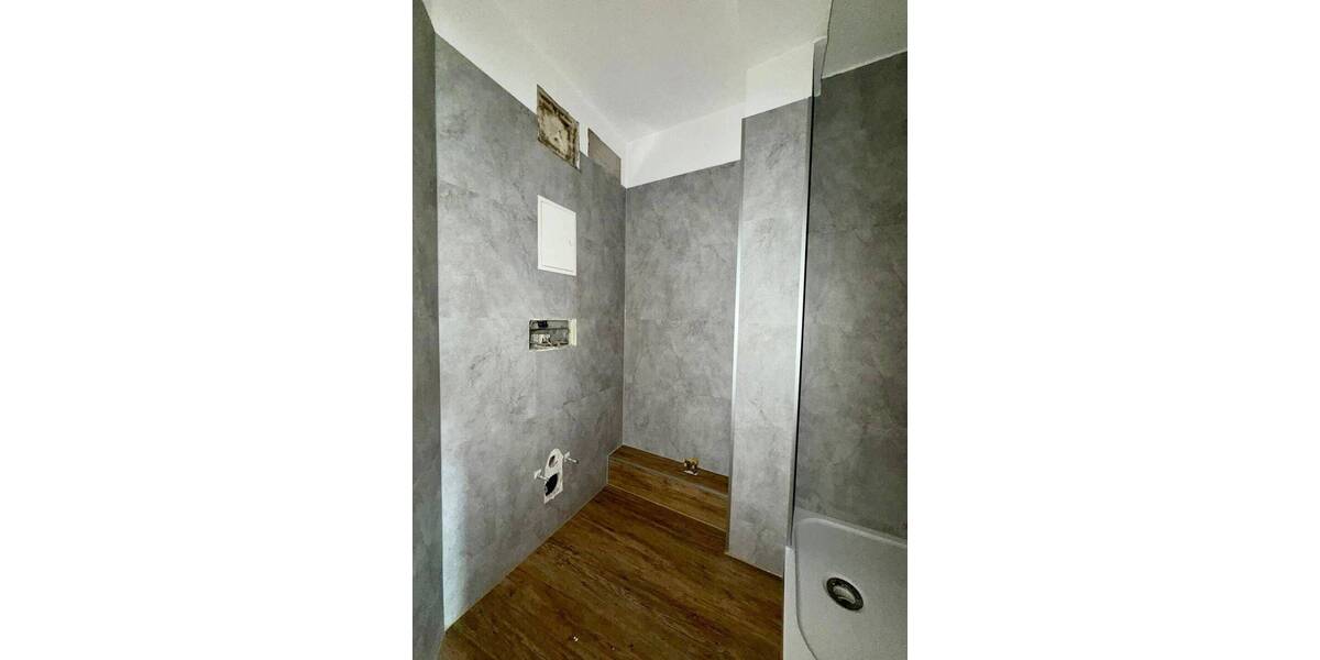 Etagenwohnung Görlitz Altstadt - 2 Zimmer, 36 m&sup2;, 252&euro; | Angebot:26189250