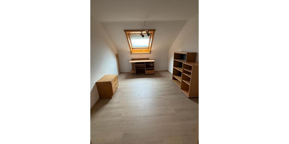 Etagenwohnung Nattheim - 3 Zimmer, 85 m&sup2;, 800&euro; | Angebot:25760603