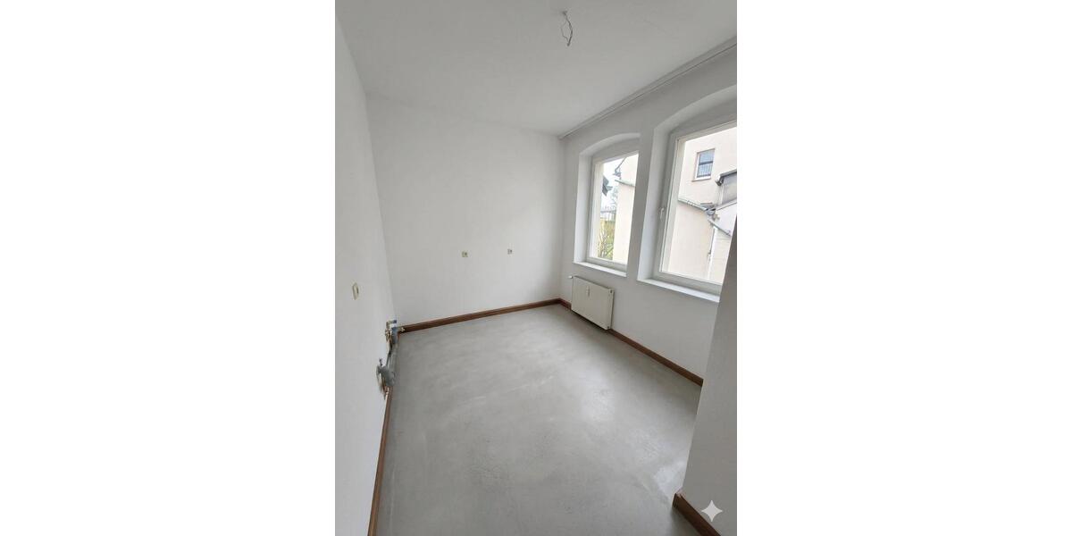 Etagenwohnung Hof Christiansreuth - 5 Zimmer, 105 m&sup2;, 700&euro; | Angebot:26444250
