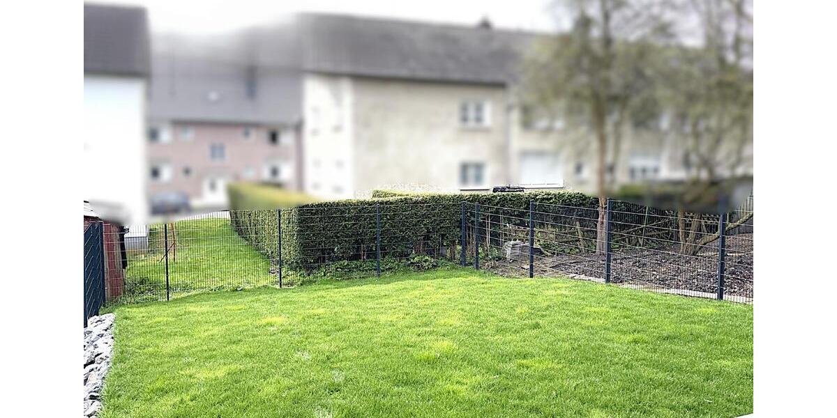 Doppelhaushälfte Herzogenrath - 5 Zimmer, 150 m&sup2;, 1.700&euro; | Angebot:25976833