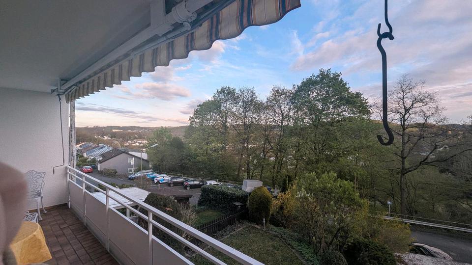 Wohnen auf Zeit Siegen Kaan-Marienborn - 3 Zimmer, 146 m&sup2;, 300&euro; | Angebot:25833672