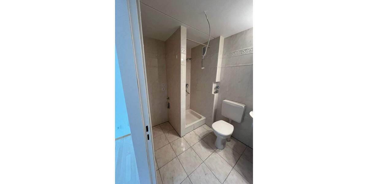 Etagenwohnung Nürnberg Lorenz - 2 Zimmer, 96 m&sup2;, 850&euro; | Angebot:24517357