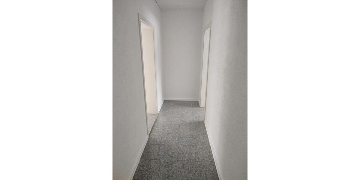 Etagenwohnung Staßfurt Löderburg - 3 Zimmer, 96 m&sup2;, 850&euro; | Angebot:24745934