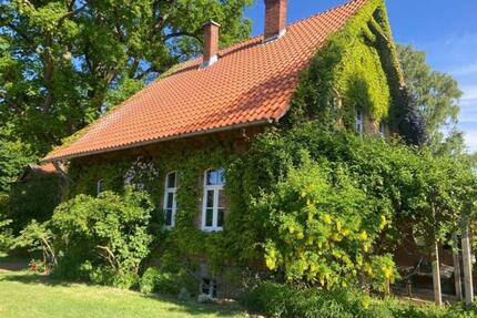 Haus Natendorf - 6 Zimmer, 160 m&sup2;, 1.260&euro; | Angebot:25944472