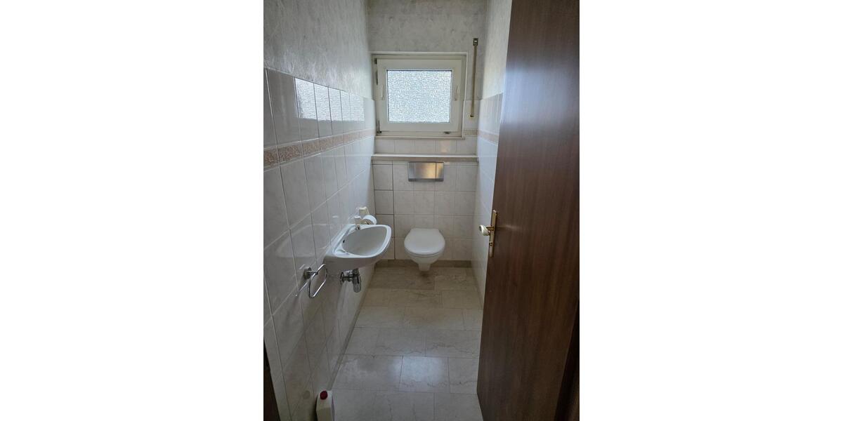 Etagenwohnung Karben - 3 Zimmer, 123 m&sup2;, 1.400&euro; | Angebot:24372327