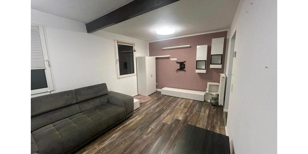 Helle 4-Zimmer-Wohnung auf 3 Etagen - ca. 80m², eigener Eingang 4 zimmer