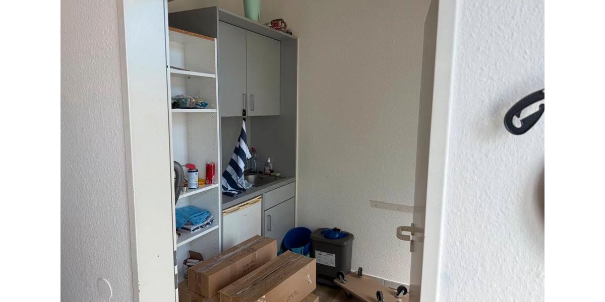 Gewerbeobjekt Schortens - 1.900&euro; | Angebot:24571037