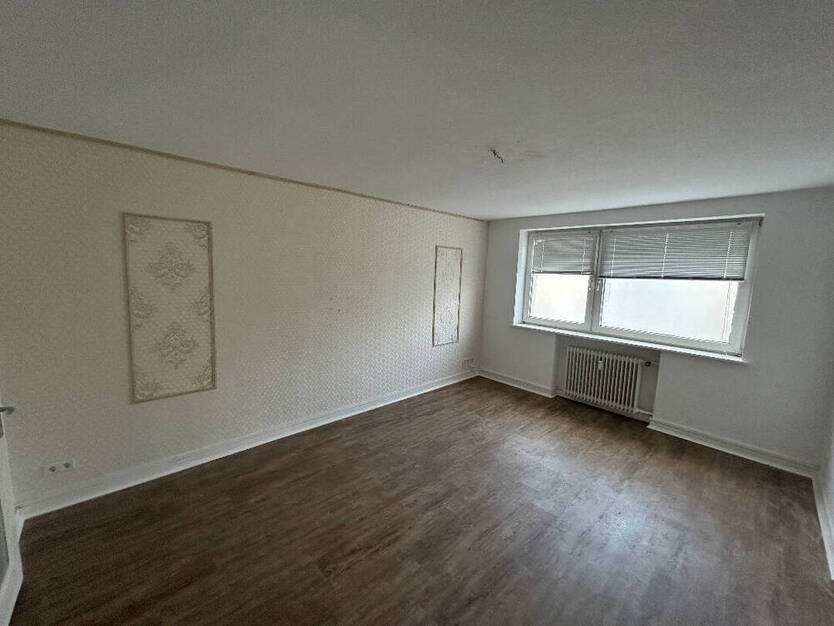 3-Zi.-Wohnung mit Balkon in zentraler Lage
