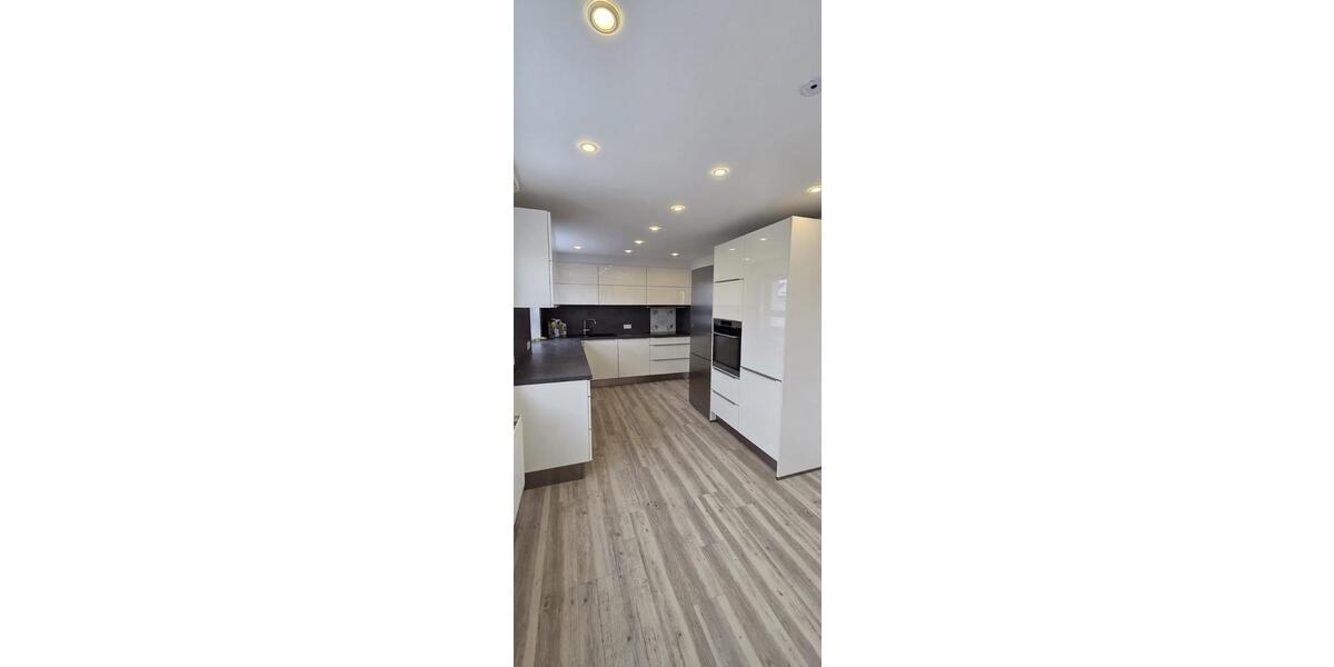 Etagenwohnung Blaustein - 3 Zimmer, 85 m&sup2;, 1.400&euro; | Angebot:24474906