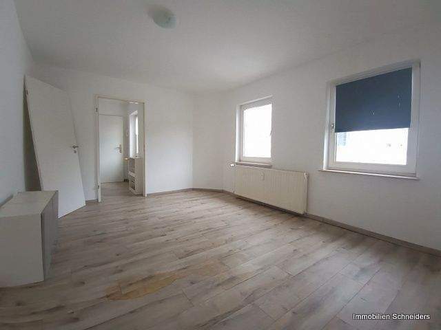Krefeld-City, Lindenstraße 85 - Nette kleine 2-Zi.-Wohnung im 2.OG ab Februar zu mieten !!! 2 zimmer