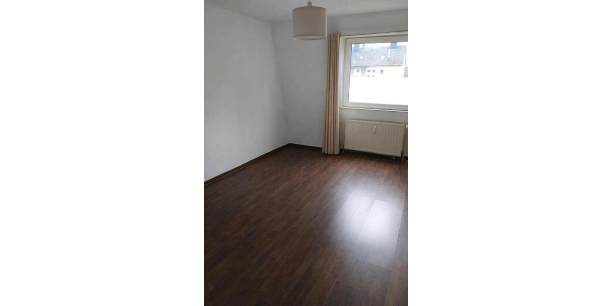 Etagenwohnung Remscheid Remscheid-Süd - 2 Zimmer, 61 m&sup2;, 620&euro; | Angebot:26298786