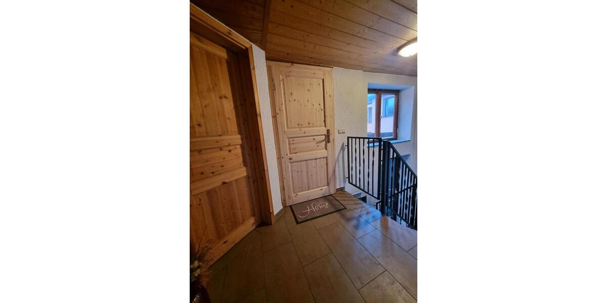 Etagenwohnung Zella-Mehlis Mehlis - 1 Zimmer, 33 m&sup2;, 550&euro; | Angebot:25993604