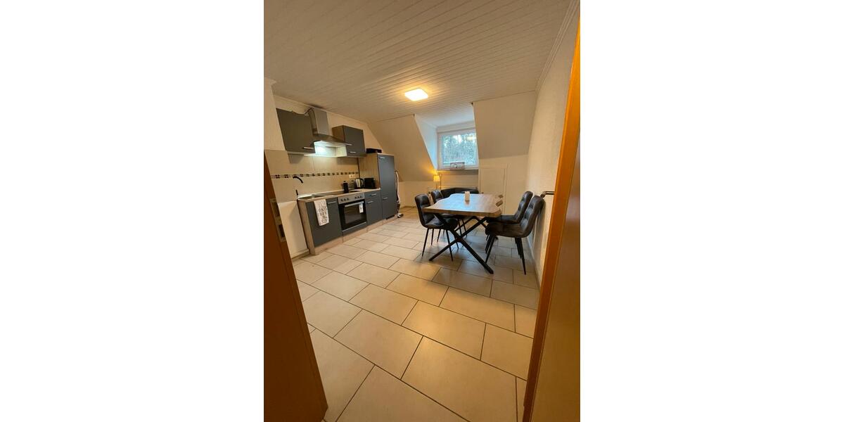 2 Zi Komfort Wohnung Vollmöbliert 2 zimmer