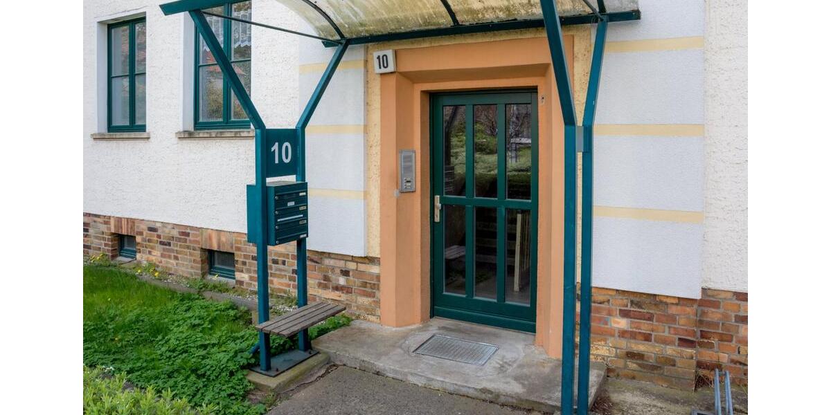 Helle 3 ZKB im EG mit Südwest-Balkon in 4-Familienhaus 3 zimmer