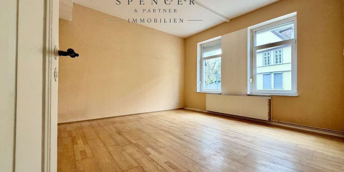 Etagenwohnung Hameln - 3 Zimmer, 110 m&sup2;, 900&euro; | Angebot:26993606