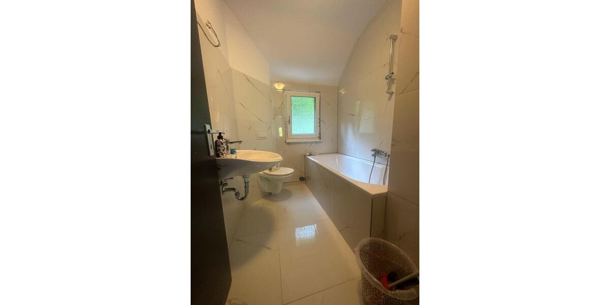 Wohnen auf Zeit Altena - 3 Zimmer, 56 m&sup2;, 15&euro; | Angebot:10196953