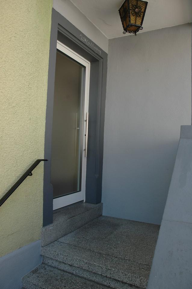 Freistehendes Einfamilienhaus als Wohnung, mit neuwertigem Wannenbad, nahe Bahnhof (fußläufig!) von Groß-Gerau Dornheim!