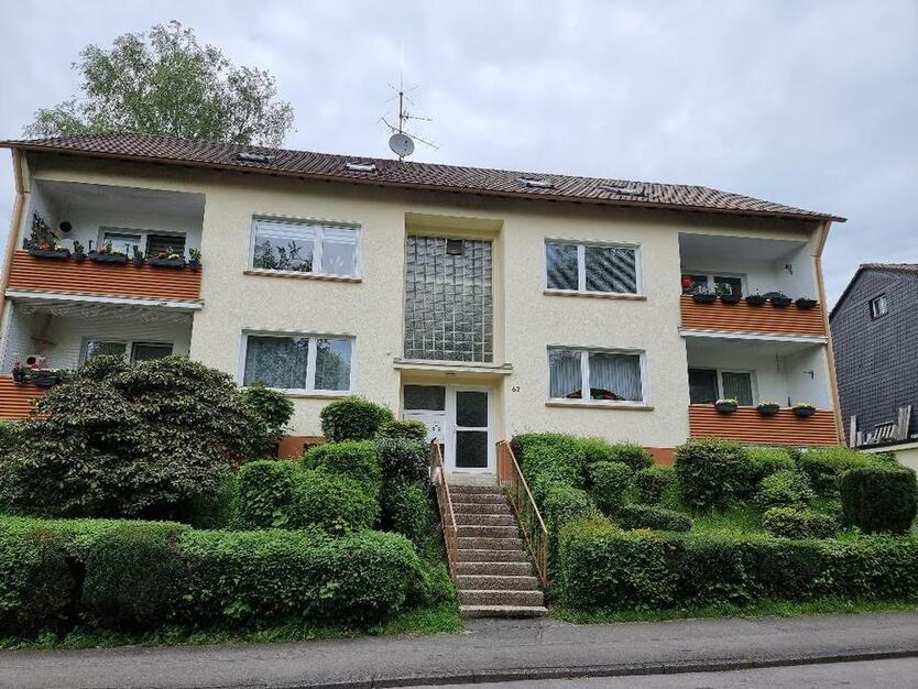 Gemütliche 2-Zimmer Dachgeschosswohnung in Gummersbach-Steinenbrück zimmer