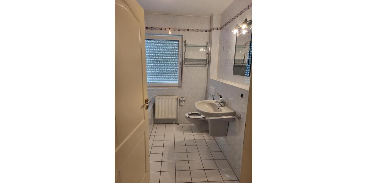Erdgeschoßwohnung Hennef (Sieg) - 2 Zimmer, 51 m&sup2;, 800&euro; | Angebot:26545972