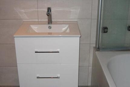 Wohnung Schwalmstadt - 2 Zimmer, 65 m&sup2;, 390&euro; | Angebot:26592079