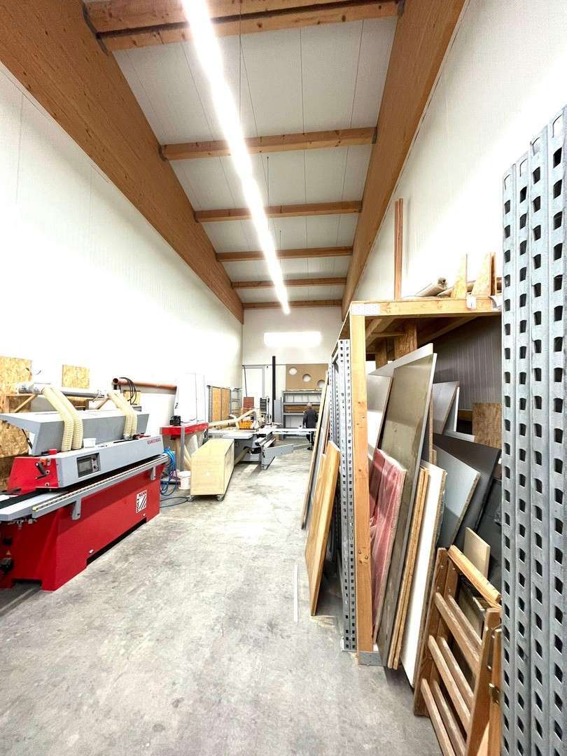 Halle in Mering 936 € 127 m² zimmer
